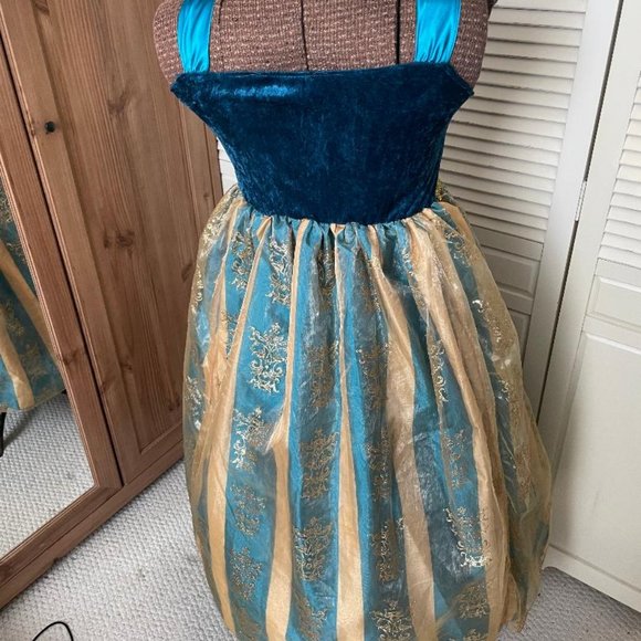 Anna's Coronation Gown Dress-Up or Halloween Costume Children's Size 7/8 - Picture 7 of 16